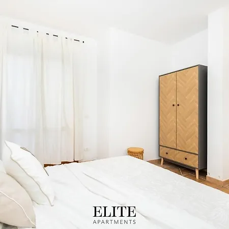 Elite Collection Domo Mea Private Pool 3* أولبيا